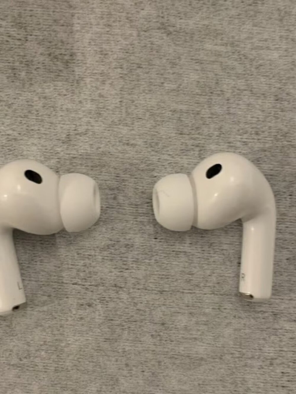 White Wireless Earbuds -3rd generation pro ANC/active noise cancellation - Picture 5 of 6